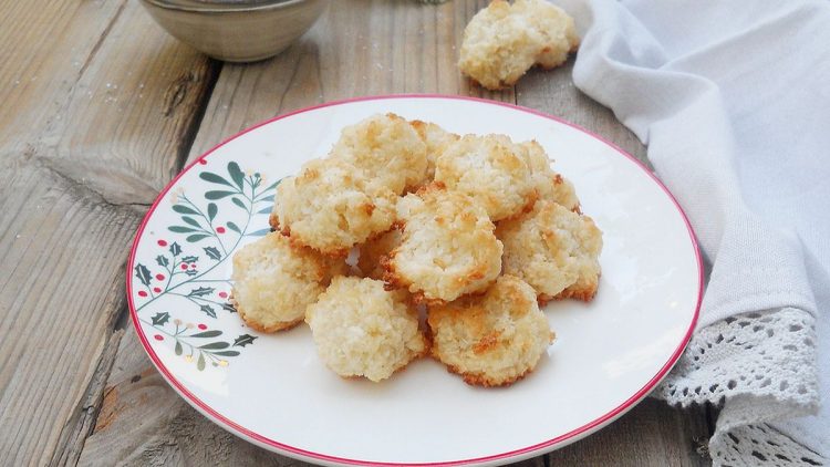 Little Coconut Treats