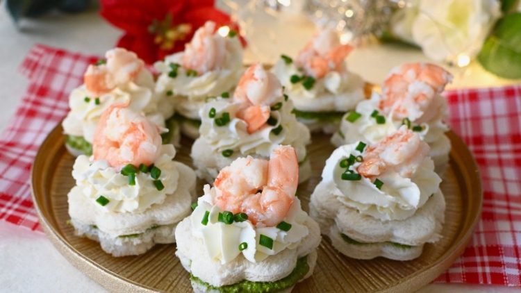 Shrimp Pesto Mini Sandwiches