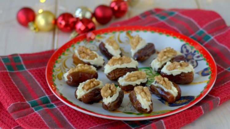 Stuffed Dates