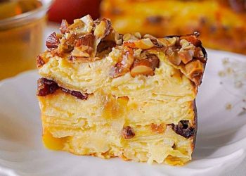 Sugar-free, gluten-free apple cake