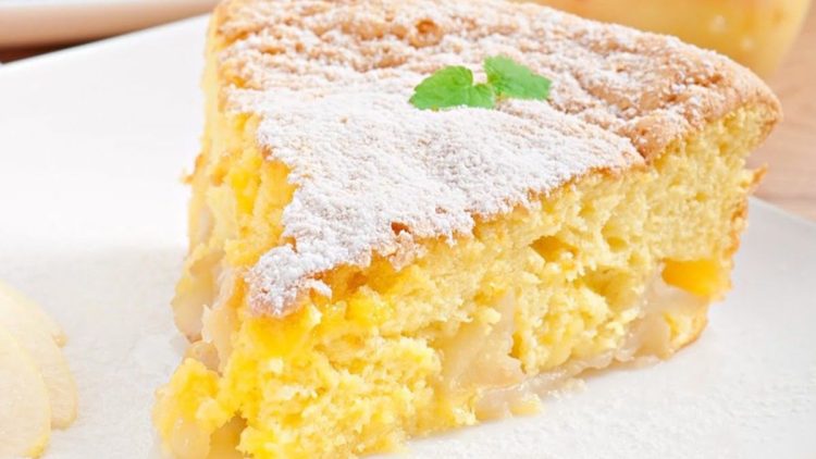 Apple and Yogurt Cake