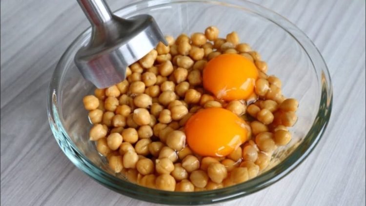Chickpeas and Eggs