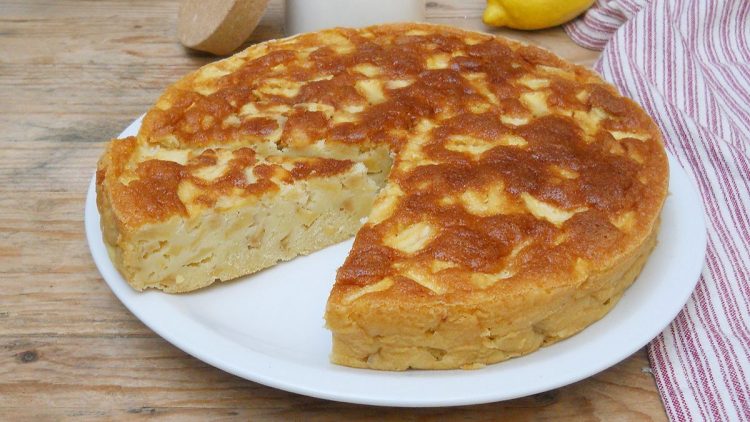 Classic Italian Apple Cake