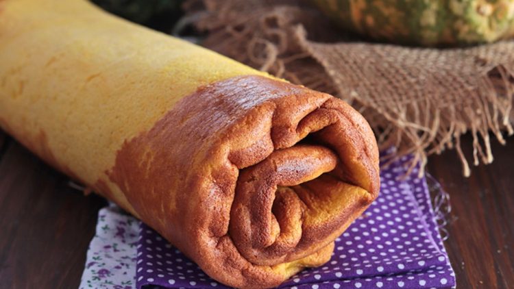 The Best Pumpkin Roll Cake