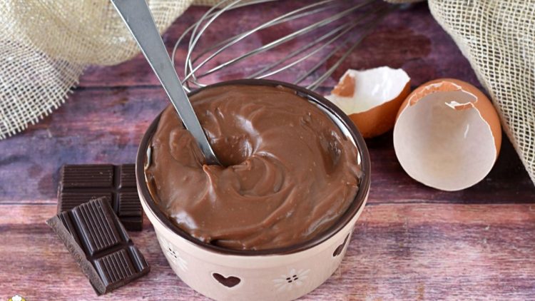 Chocolate Pastry Cream (Crème pâtissière)