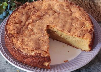Grated Apple Cake